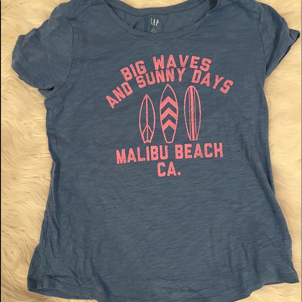 Gap Women’s crewneck tee L